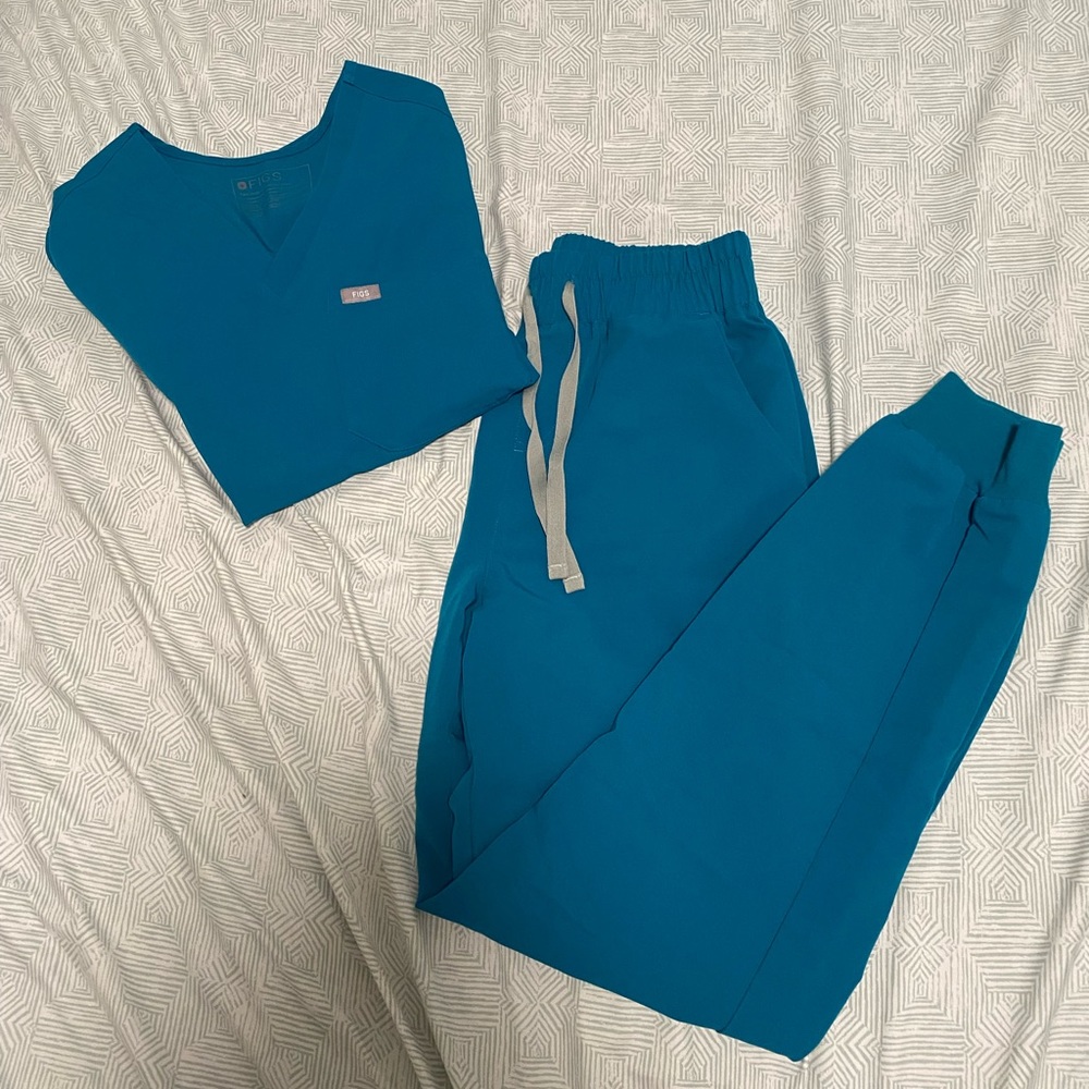 Pacific Blue Figs Scrub Set Size S